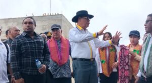 Bupati Malaka Stefanus Bria Seran Pantau Pekerjaan Jembatan Nunbei Kakaniuk, Target Rampung Mei 2026