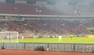 Dari Tribun GBK, dr. Dhion Bria Seran Menimba Inspirasi untuk Membangun