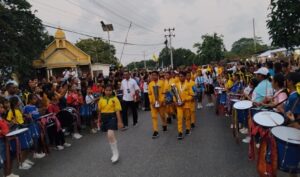 Tangis Haru dan Tepuk Bangga Sambut Kepulangan juara Soeratin cup Tangis Haru dan Tepuk Bangga Sambut Kepulangan juara Soeratin cup